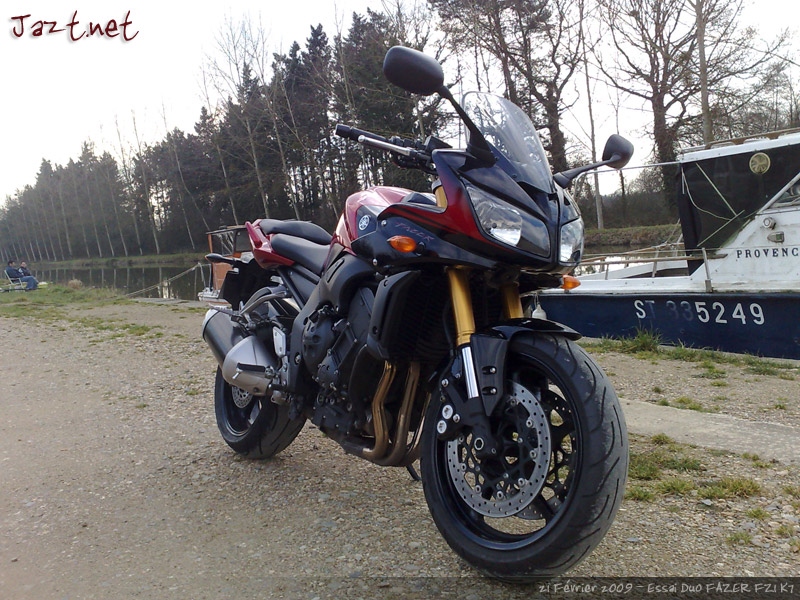 FZ1S ou FAZER de chez Yamaha