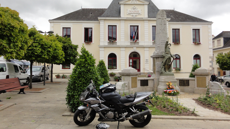 mairie ou j'attends Franck