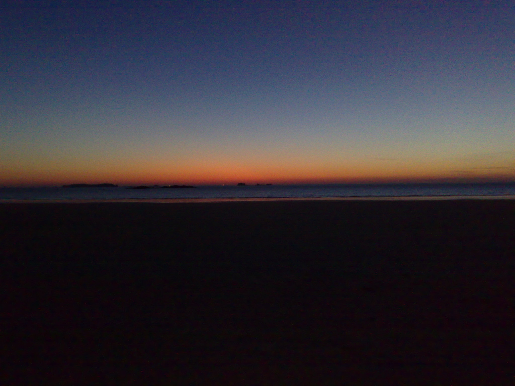 La nuit tombe sur Saint-Malo