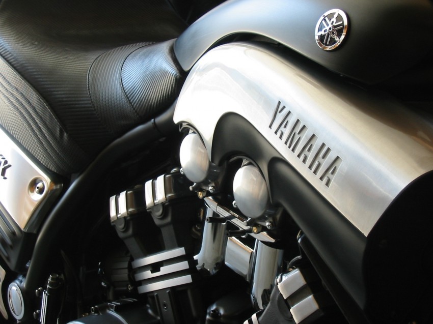 V-Max moto pour motard expérimenté