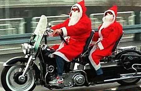 Père Noël en Harley Davidson