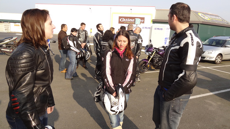 Motards Nantais au départ de cette sortie moto Bretonne