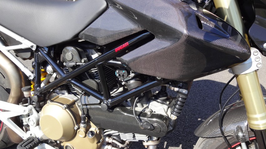 moteur du ducati 1100 hypermotard