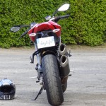 Ducati Streetfighter : moto sportive Italiennje