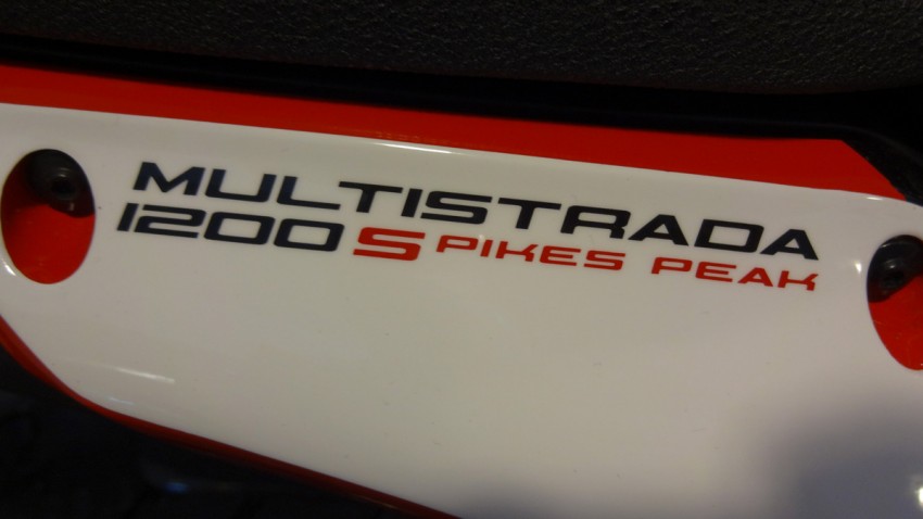 Multistrada Pikes Pearl