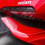 Optique avant de la Ducati