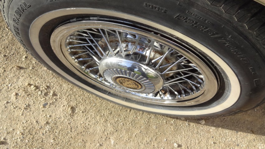 roue authentique de Cadillac