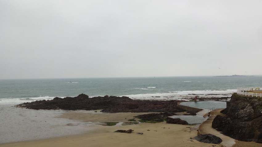 Piscine vue mer à Saint-Quay Portrilleux