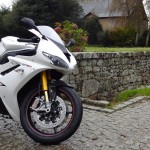 Daytona 675 R à la chapelle des chaussée