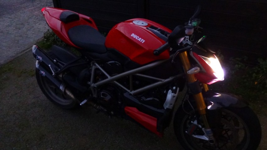 Ducati Streetfighter Rouge