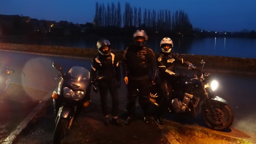 Virginie, David, Jean-Claude en motard