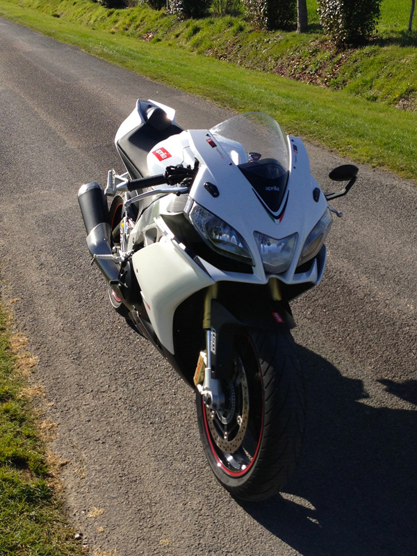 RSV 4 APRC blanche