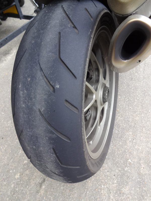pneu S20 Bridgestone sur Ducati