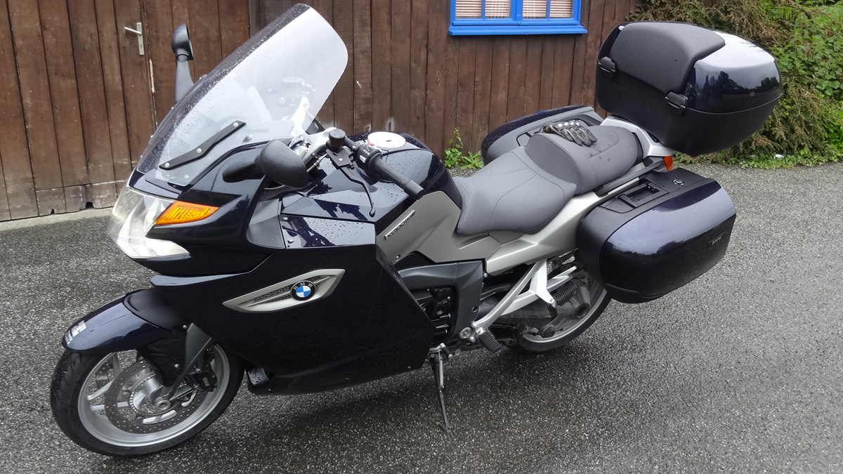 moto routière BMW
