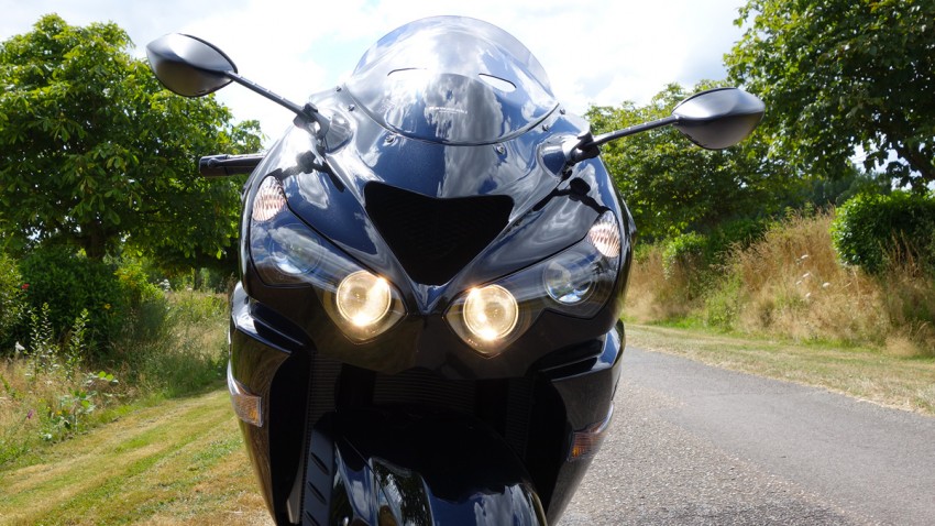 optique avant du ZZR 1400