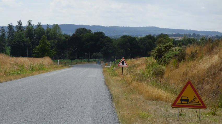 les graviers = ennemi du motard = gamelle