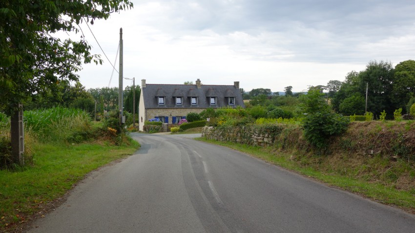 route Bretonne du côté de Crozon (Dep. 29)