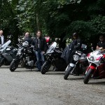 breton et bretonne à moto au départ de Rennes