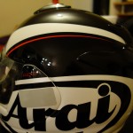 casque moto arai chaver 5 pride en promo