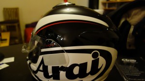 casque moto arai chaver 5 pride en promo