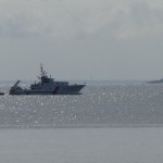 bateau de l'armée de mer Française en mer de la manche