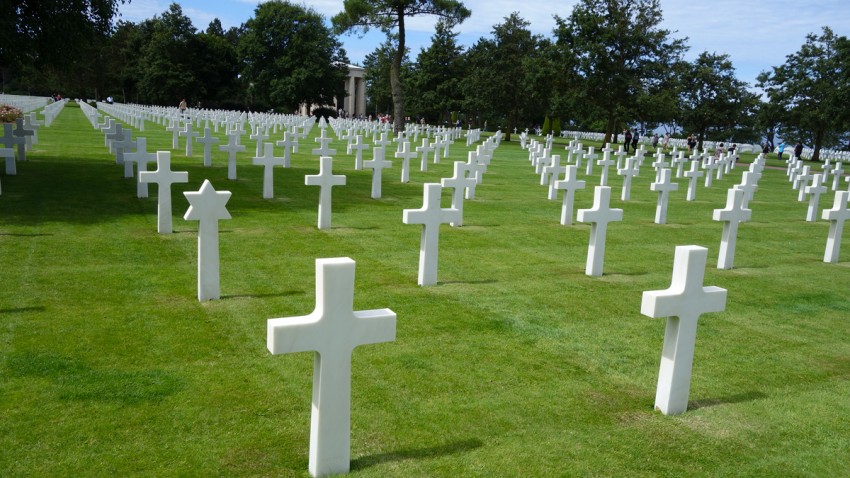 un nombre de tombe au cimetière des Américains en Normandie