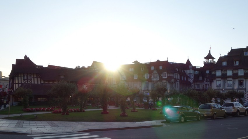 Ambiance à Deauville au couché de soleil