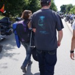 motard se promène léger