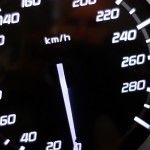 compteur de vitesse : 300km/h