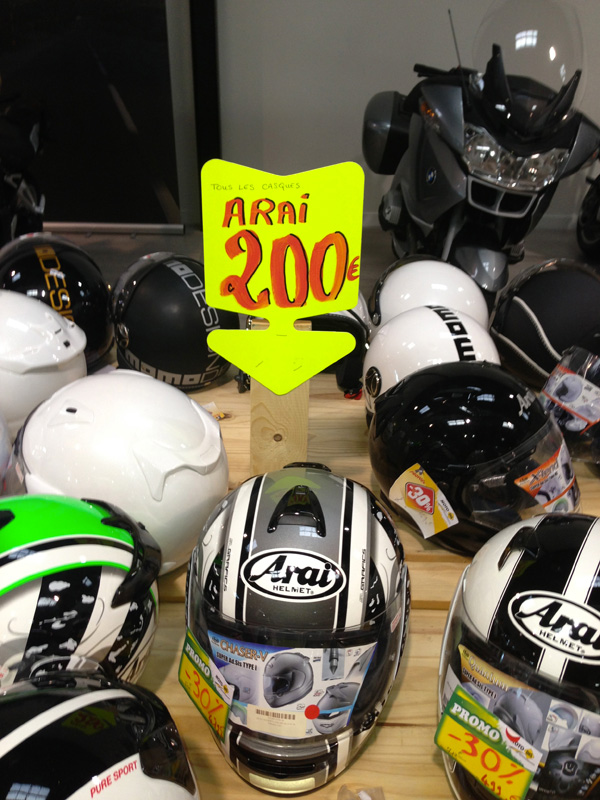 casque arai neuf 200 euros