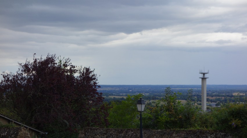 Vue depuis le jardin du presbytère de Bécherel