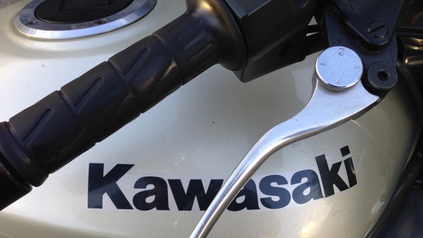 Kawasaki ER5 gris champagne