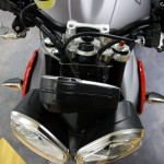 tête de fourche Street Triple