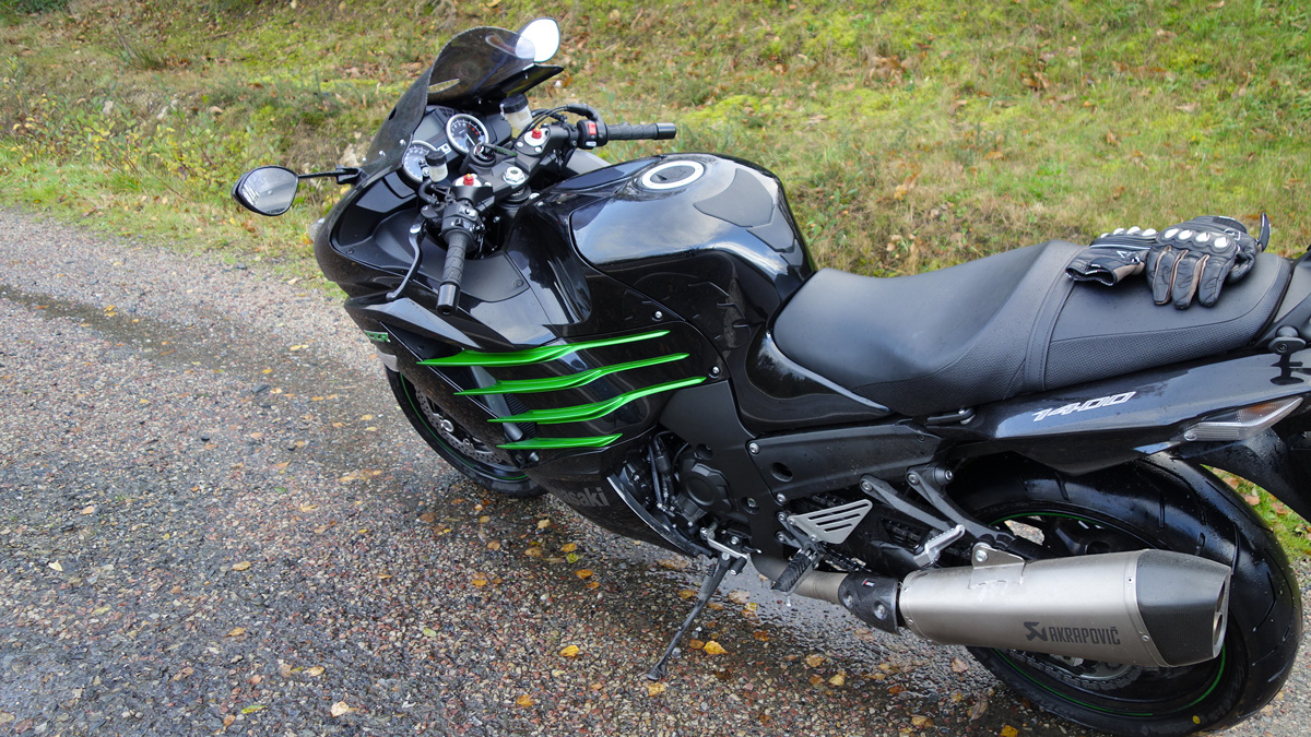 ZZR Kawasaki à Vannes