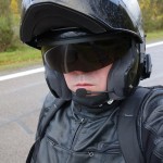 GPS moto Scala Rider Q3 et casque moto Shoei Neotec