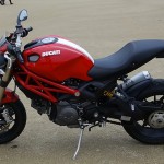 moto italienne : ducati mostro à Laval