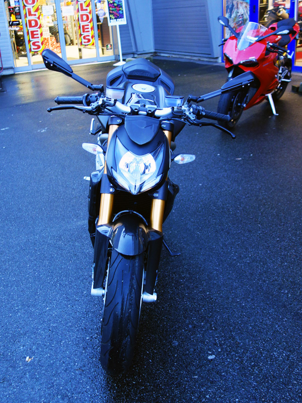 Noire mat Streetfighter 1098 S Ducati à City Bike
