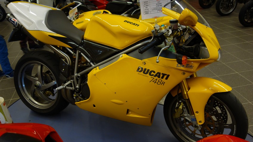 super bike Ducati 996, la petite soeur du 1098