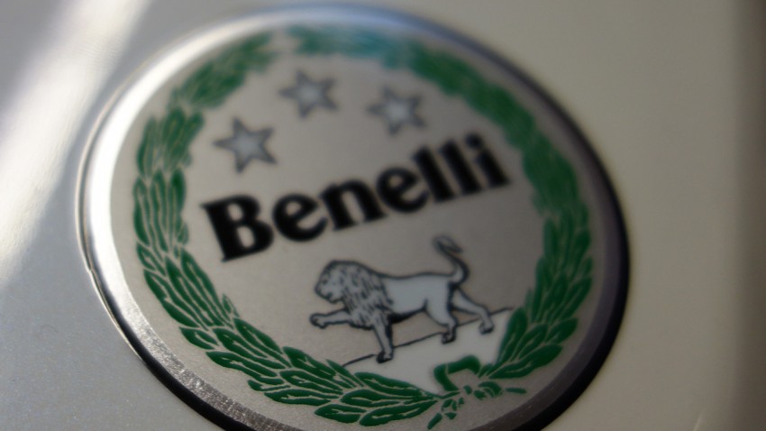 Benelli : moto Italienne