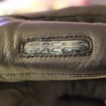 raclette intégrée au gant RACER : astucieux et pratique