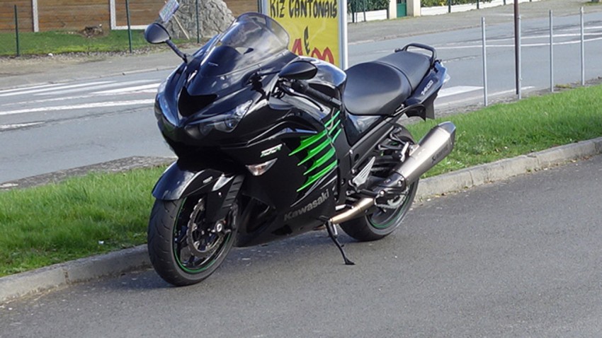 photo d'une Kawasaki ZZR 1400