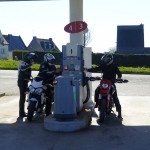 plein d'essence à moto