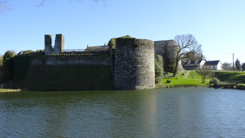 Corlay et son chateau