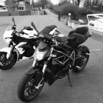 Ducati Streetfighter et Triumph Street Triple