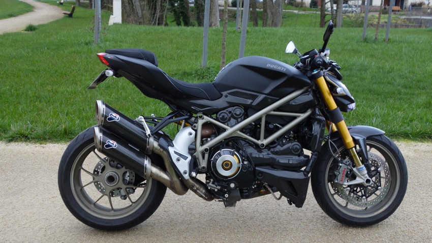 Ducati Streetfigter 1098 S en Bretagne