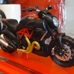 Diavel Ducati en maquette