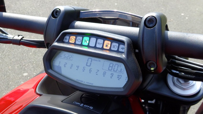 tableau de bord du ducati diavel full led