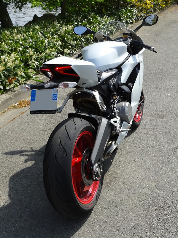 moto sportive Ducati 899