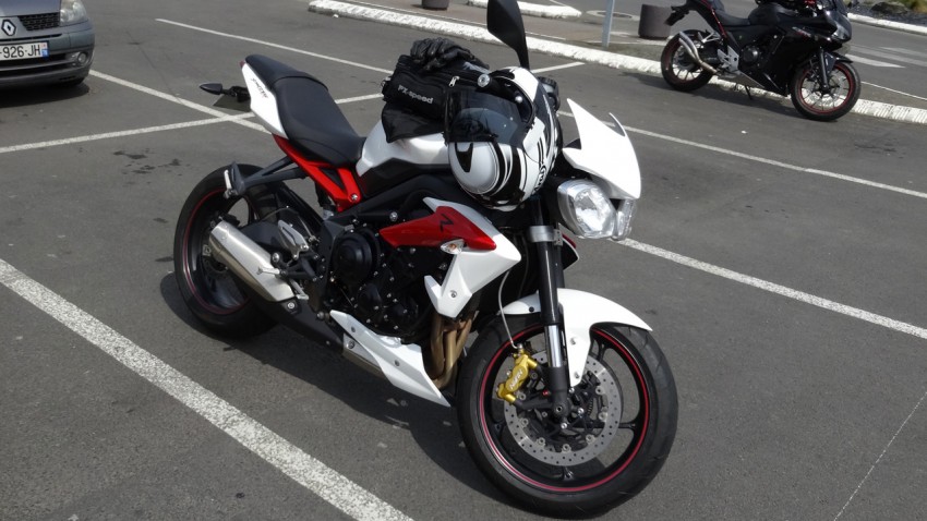 Street Triumph Triple R