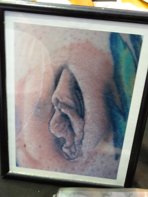 tatouage de vagin (sexe)